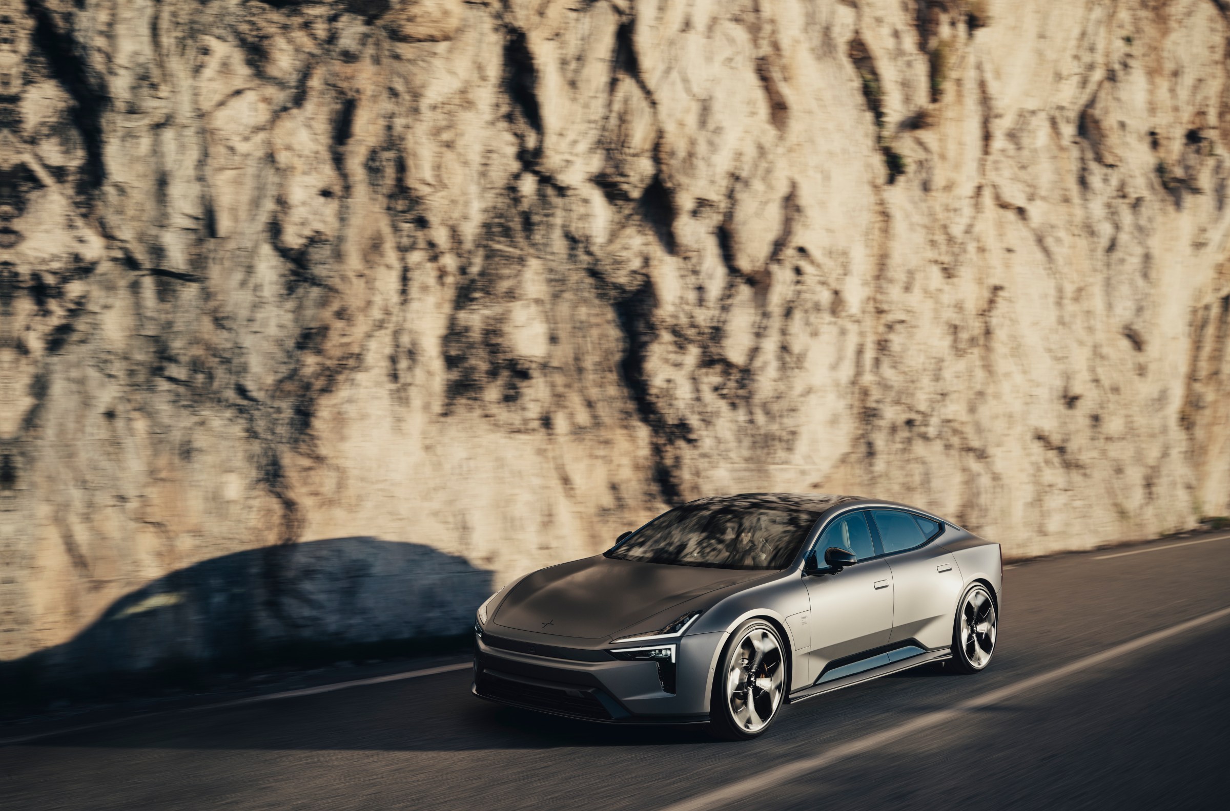 The Polestar 5 is an 884hp fastback sedan that should make Porsche nervous - Imagem do artigo original